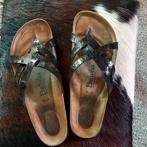 Bella Women's Stylish Black and Brown Sandals